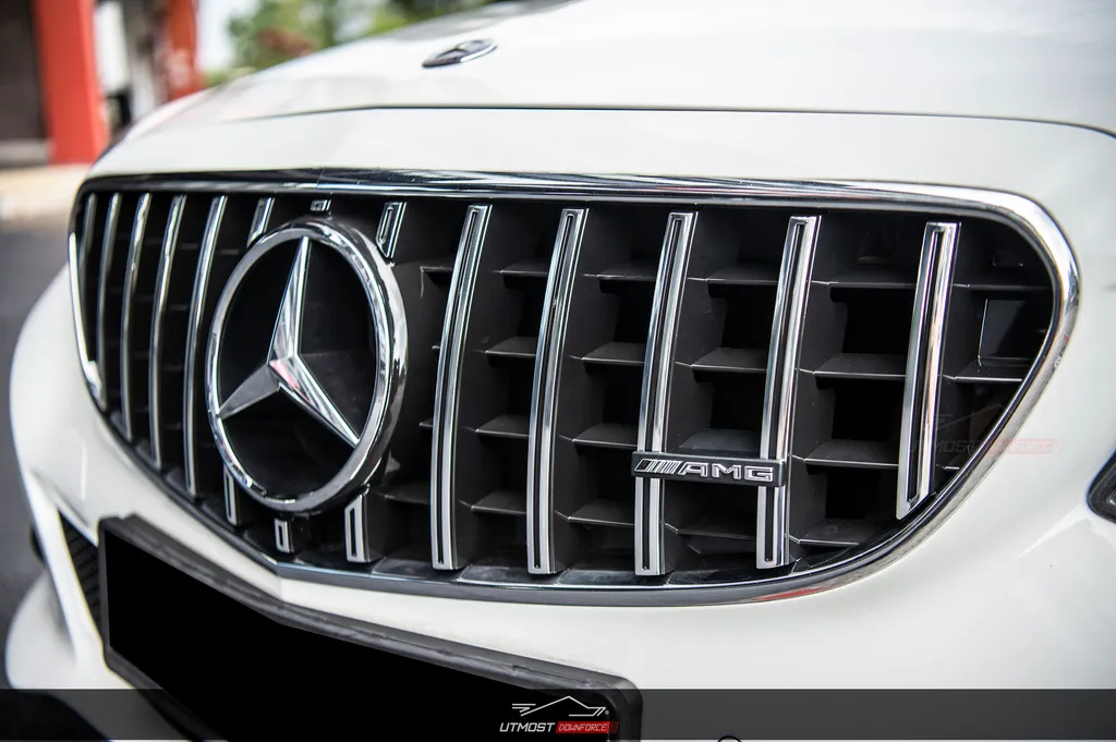 Mercedes-AMG front-end performance view